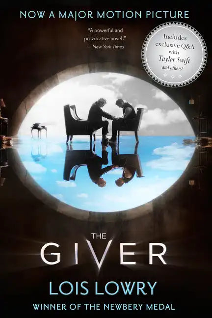 The Giver Movie Tie-In Edition: A Newbery Award Winner - Paperback