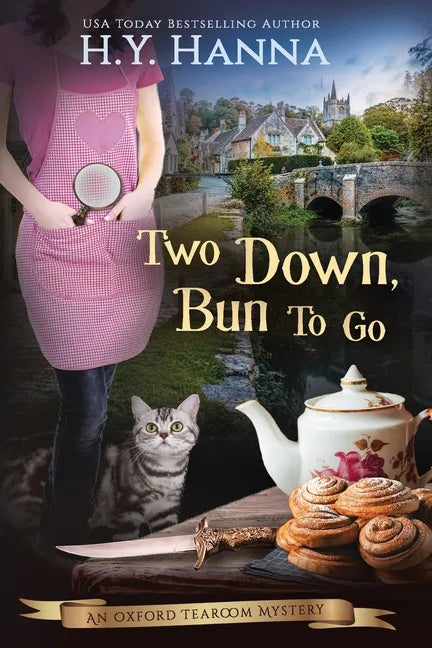 Two Down, Bun To Go (LARGE PRINT): Oxford Tearoom Mysteries - Book 3 - Paperback