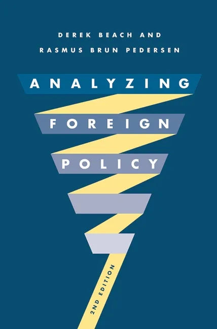 Analyzing Foreign Policy - Paperback