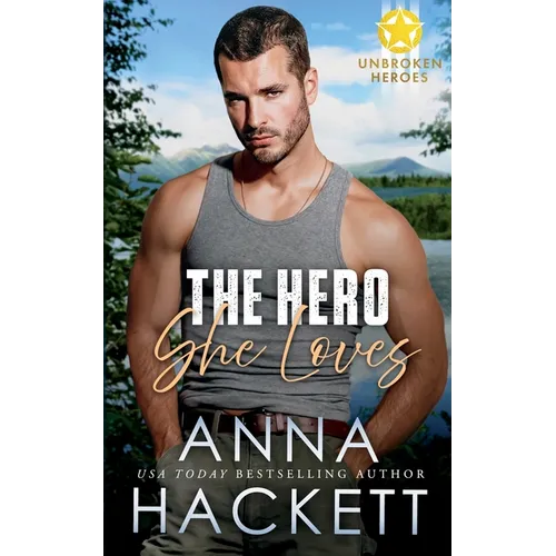 The Hero She Loves - Paperback