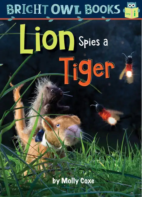 Lion Spies a Tiger - Paperback