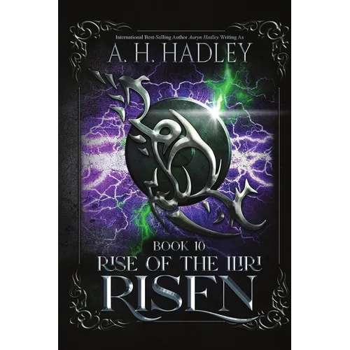 Risen - Paperback