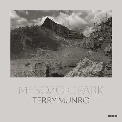 Mesozoic Park: Terry Munro - Paperback