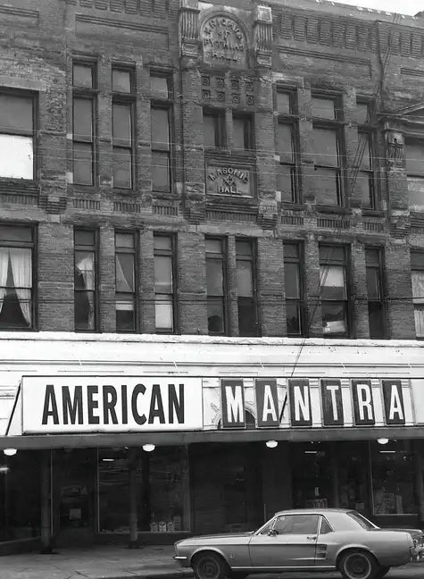 American Mantra - Paperback