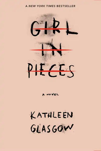 Girl in Pieces - Paperback