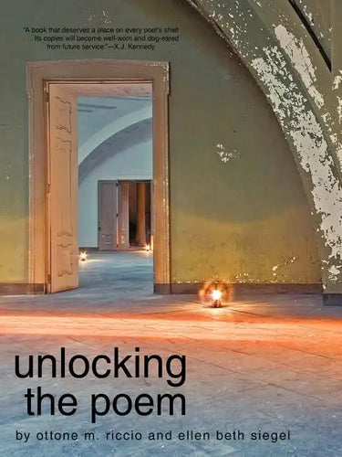 Unlocking the Poem - Paperback