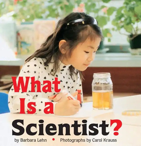 What Is a Scientist? - Paperback