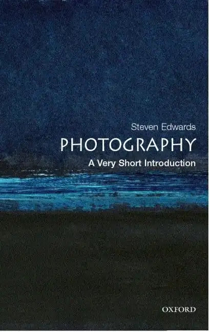 Photography: A Very Short Introduction - Paperback