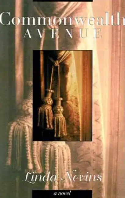 Commonwealth Avenue - Paperback