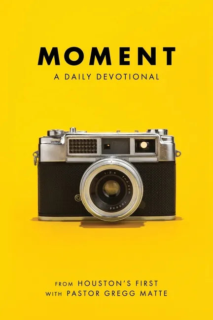 Moment: A Daily Devotional - Paperback
