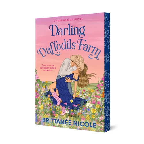 Darling Daffodils Farm (a Hope Harbor Novel) - Paperback